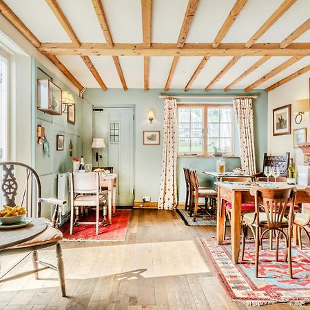 Tiger Inn - Grace Eastdean Dış mekan fotoğraf